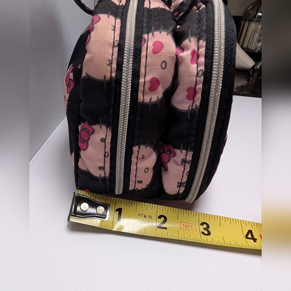 Vintage Hello Kitty Cosmetic Pouch - Picture 10 of 12